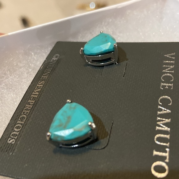 NEW Vince Camuto precisely cut turquoise earrings! These are gorgeous! - Picture 2 of 5